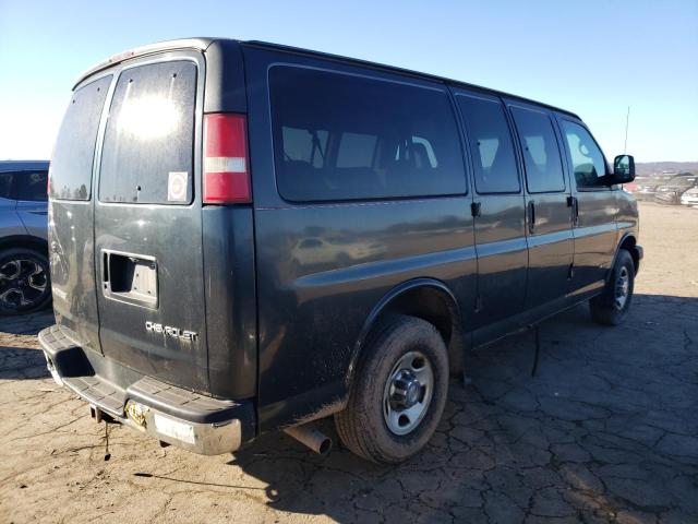 1GAHG35UX41179510 - 2004 CHEVROLET EXPRESS G3 CHARCOAL photo 3