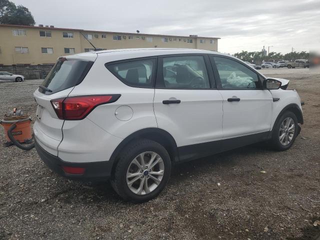 1FMCU0F73KUA75000 - 2019 FORD ESCAPE S WHITE photo 3