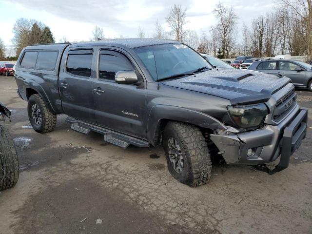 3TMMU4FN9FM075723 - 2015 TOYOTA TACOMA DOUBLE CAB LONG BED GRAY photo 4