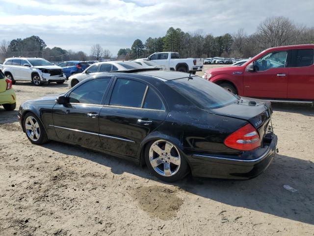 WDBUF70J25A748685 - 2005 MERCEDES-BENZ E 500 BLACK photo 2