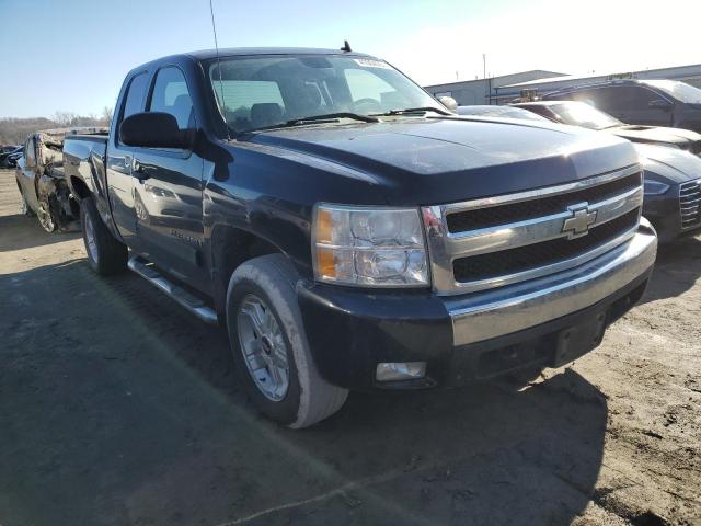 1GCEK19027Z534566 - 2007 CHEVROLET SILVERADO K1500 BLUE photo 4