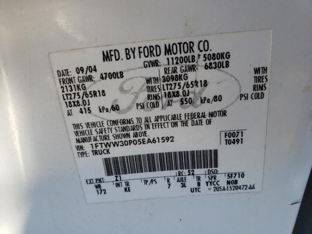 1FTWW30P05EA61592 - 2005 FORD F350 SRW SUPER DUTY WHITE photo 12