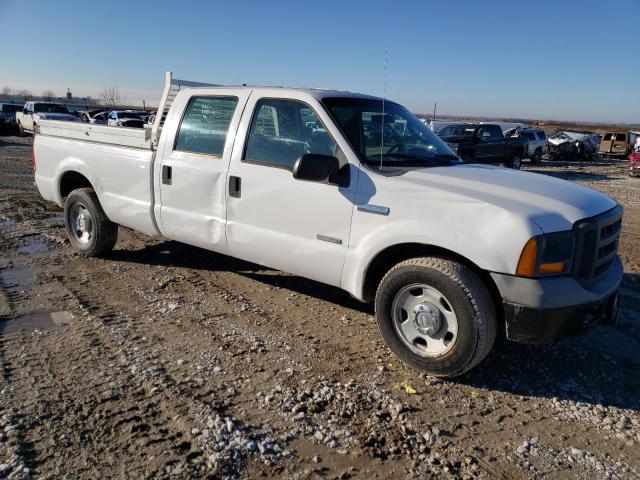 1FTWW30P05EA61592 - 2005 FORD F350 SRW SUPER DUTY WHITE photo 4