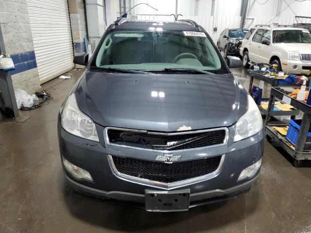 1GNKVEED4CJ253458 - 2012 CHEVROLET TRAVERSE LS GRAY photo 5