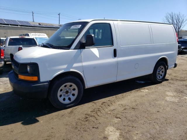 1GCSGAFX6D1158812 - 2013 CHEVROLET EXPRESS G1 WHITE photo 1