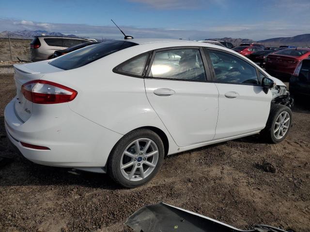 3FADP4BJ3GM127297 - 2016 FORD FIESTA SE WHITE photo 3