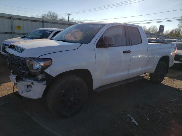 5TFUY5F12MX002725 - 2021 TOYOTA TUNDRA DOUBLE CAB SR/SR5 WHITE photo 1