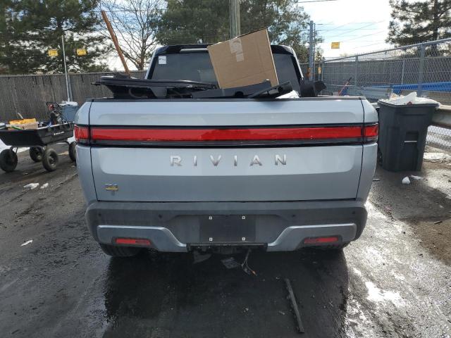 7FCTGAAA8PN020932 - 2023 RIVIAN R1T ADVENTURE SILVER photo 6