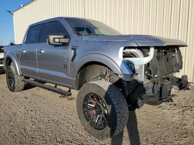 1FTFW1E51MFC65838 - 2021 FORD F150 SUPERCREW SILVER photo 4