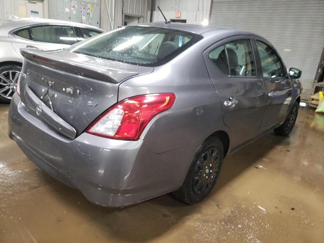 3N1CN7APXHL857334 - 2017 NISSAN VERSA S GRAY photo 3