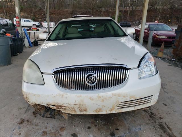 1G4HD57218U116061 - 2008 BUICK LUCERNE CXL WHITE photo 5