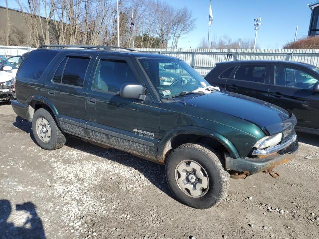 1GNDT13X04K164972 - 2004 CHEVROLET BLAZER GREEN photo 4