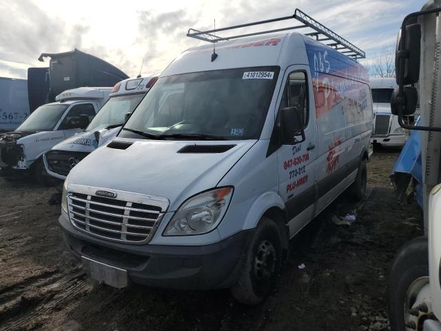 WD3PF4CCXC5658226 - 2012 MERCEDES-BENZ SPRINTER 3500 WHITE photo 1