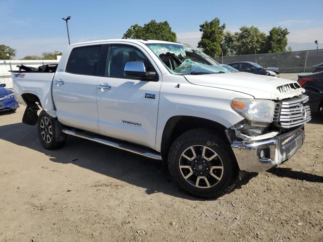 5TFHY5F14GX580069 - 2016 TOYOTA TUNDRA CREWMAX LIMITED WHITE photo 4