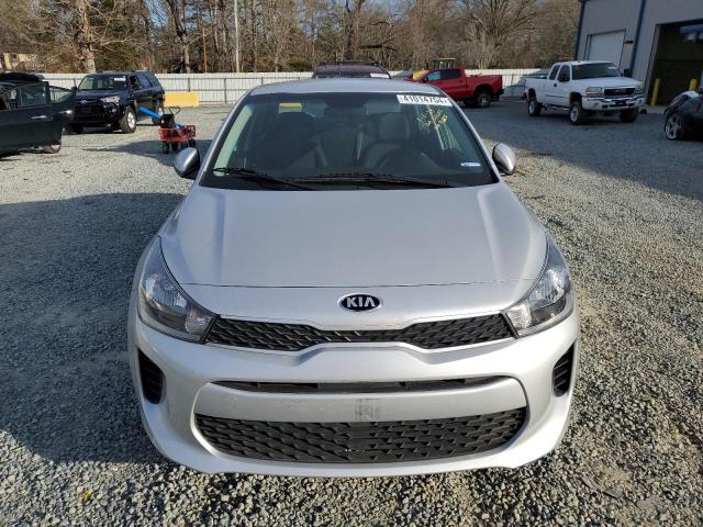 3KPA24AD5LE327285 - 2020 KIA RIO LX SILVER photo 5