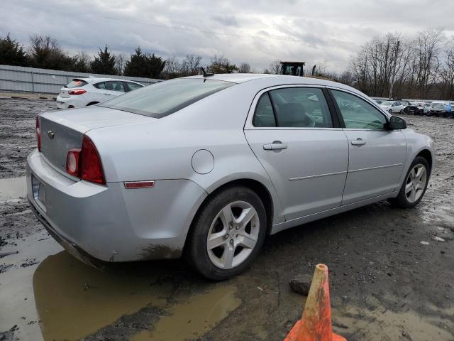 1G1ZG57B594135478 - 2009 CHEVROLET MALIBU LS SILVER photo 3