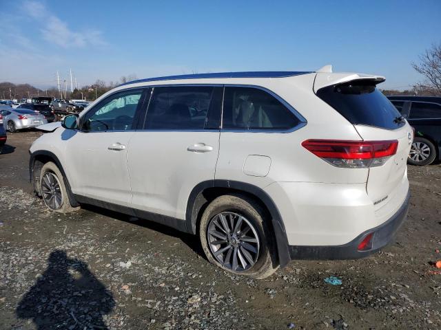 5TDJZRFH9KS574446 - 2019 TOYOTA HIGHLANDER SE WHITE photo 2