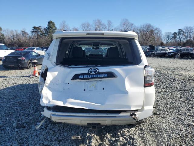 JTEBU5JR3K5665239 - 2019 TOYOTA 4RUNNER SR5 WHITE photo 6