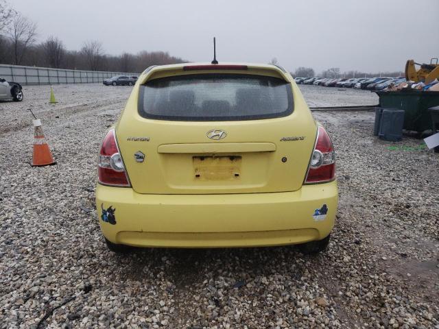 KMHCM36C68U098049 - 2008 HYUNDAI ACCENT GS YELLOW photo 6