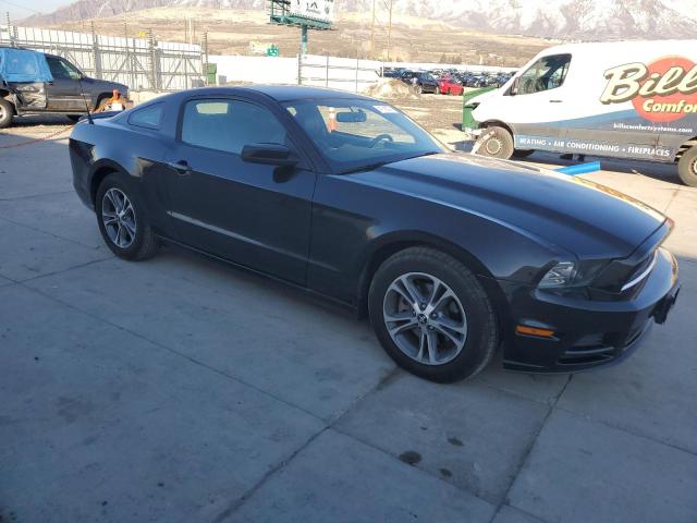 1ZVBP8AM1E5311674 - 2014 FORD MUSTANG BLACK photo 4