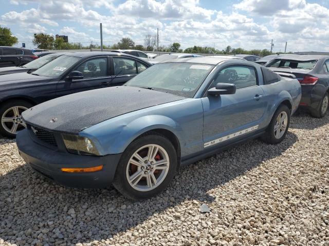 1ZVFT80N655125345 - 2005 FORD MUSTANG BLUE photo 2