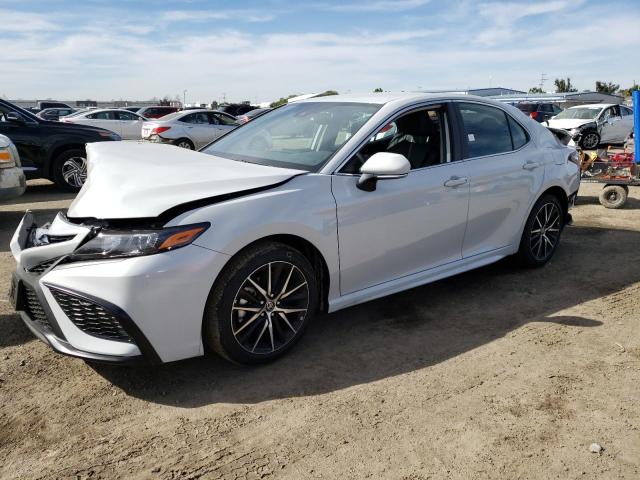 4T1T11AK7PU121428 - 2023 TOYOTA CAMRY SE NIGHT SHADE WHITE photo 1