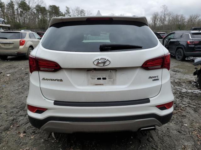 5XYZUDLBXHG484572 - 2017 HYUNDAI SANTA FE S WHITE photo 6