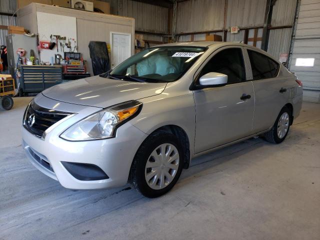 3N1CN7AP5HL902406 - 2017 NISSAN VERSA S SILVER photo 1