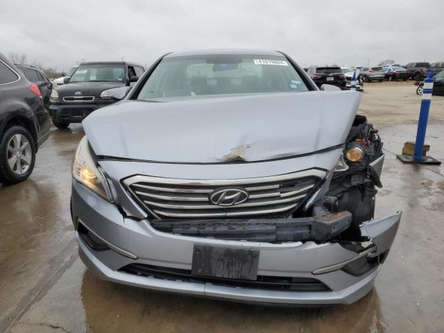 5NPE24AF0HH531000 - 2017 HYUNDAI SONATA SE SILVER photo 5