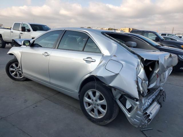 4T4BF3EK0BR154403 - 2011 TOYOTA CAMRY BASE SILVER photo 2