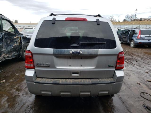 1FMCU9EG8BKC65909 - 2011 FORD ESCAPE LIMITED SILVER photo 6