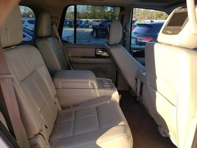 5LMJJ2H5XCEL08760 - 2012 LINCOLN NAVIGATOR WHITE photo 11