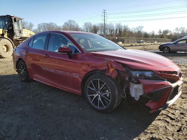 4T1G11AK2PU156136 - 2023 TOYOTA CAMRY SE NIGHT SHADE RED photo 4