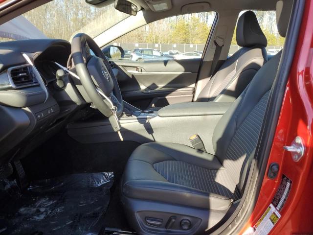 4T1G11AK2PU156136 - 2023 TOYOTA CAMRY SE NIGHT SHADE RED photo 7