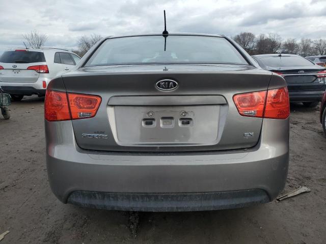 KNAFU4A25C5516607 - 2012 KIA FORTE EX GRAY photo 6