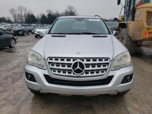 4JGBB8GB4BA666523 - 2011 MERCEDES-BENZ ML 350 4MATIC SILVER photo 5