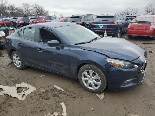 3MZBN1U72JM265716 - 2018 MAZDA 3 SPORT BLUE photo 4