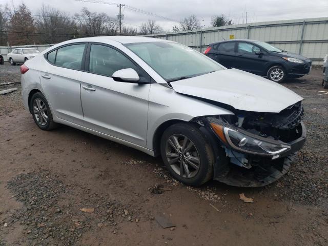 5NPD84LF7HH179590 - 2017 HYUNDAI ELANTRA SE SILVER photo 4