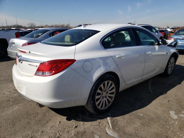 W04GY5GV0B1058512 - 2011 BUICK REGAL CXL WHITE photo 3