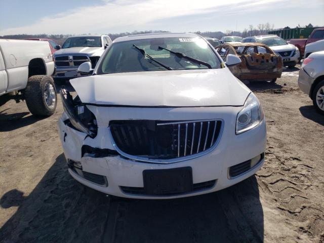 W04GY5GV0B1058512 - 2011 BUICK REGAL CXL WHITE photo 5