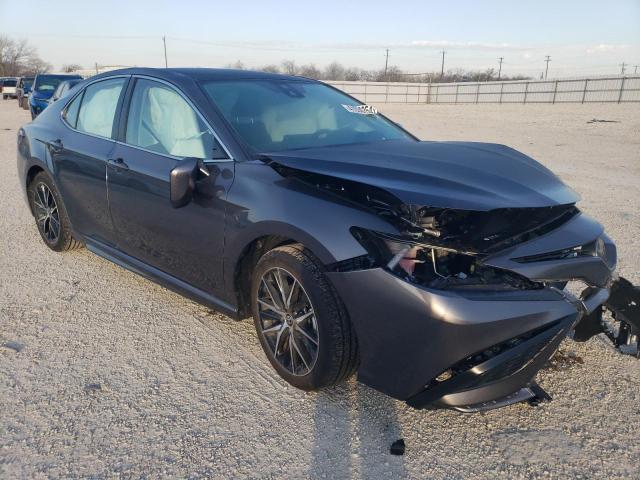 4T1G11AKXRU864296 - 2024 TOYOTA CAMRY SE NIGHT SHADE GRAY photo 4