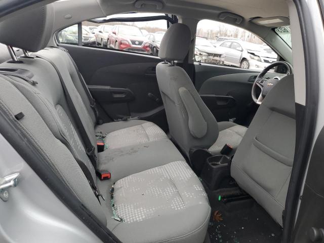 1G1JA5SH6J4120552 - 2018 CHEVROLET SONIC LS 银色 照片 10