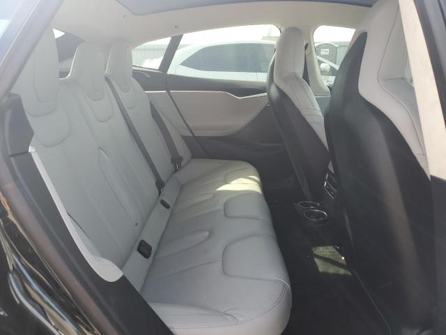 5YJSA1E11GF175480 - 2016 TESLA MODEL S შავი ფოტო 10