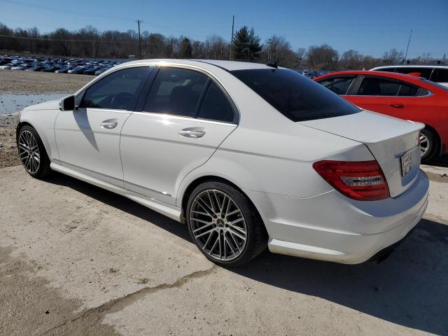 WDDGF4HB8DR288674 - 2013 MERCEDES-BENZ C 250 WHITE photo 2