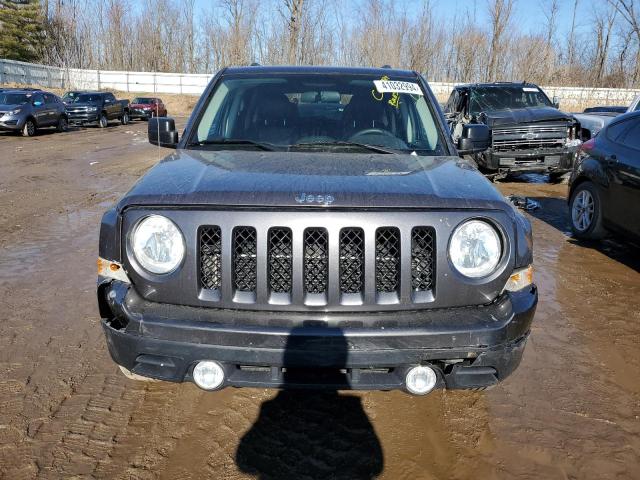 1C4NJPFA9FD185596 - 2015 JEEP PATRIOT LATITUDE GRAY photo 5