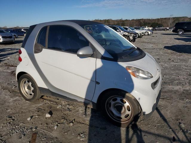 WMEEJ3BA7CK576379 - 2012 SMART FORTWO PURE WHITE photo 4