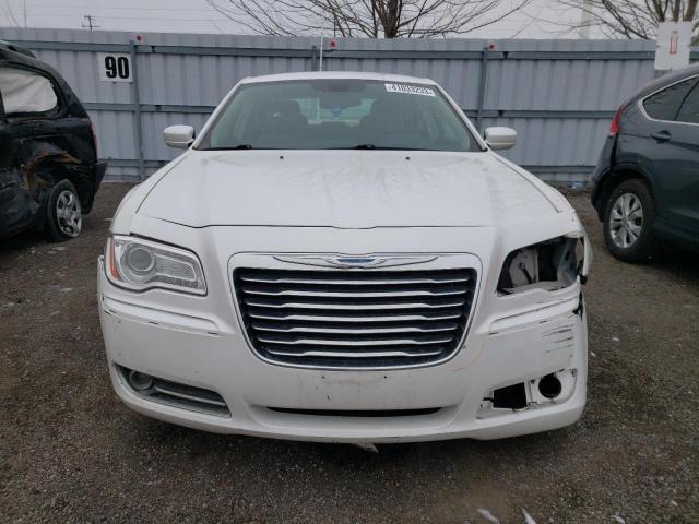 2C3CCAAG3CH179161 - 2012 CHRYSLER 300 WHITE photo 5