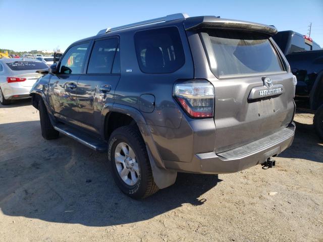 JTEBU5JRXG5385597 - 2016 TOYOTA 4RUNNER SR5/SR5 PREMIUM GRAY photo 2