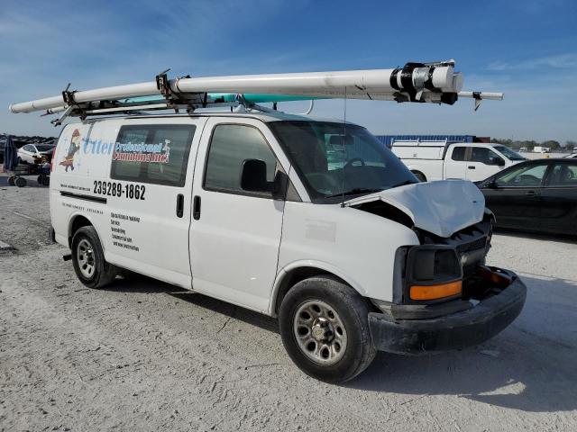 1GCSGAFX2D1179639 - 2013 CHEVROLET EXPRESS G1 WHITE photo 4