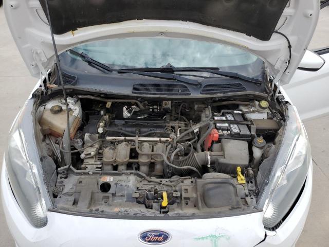 3FADP4EJ0JM122285 - 2018 FORD FIESTA SE WHITE photo 11